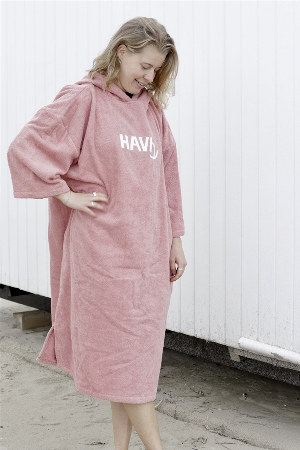 HAVS Poncho Towel - Dusty Red